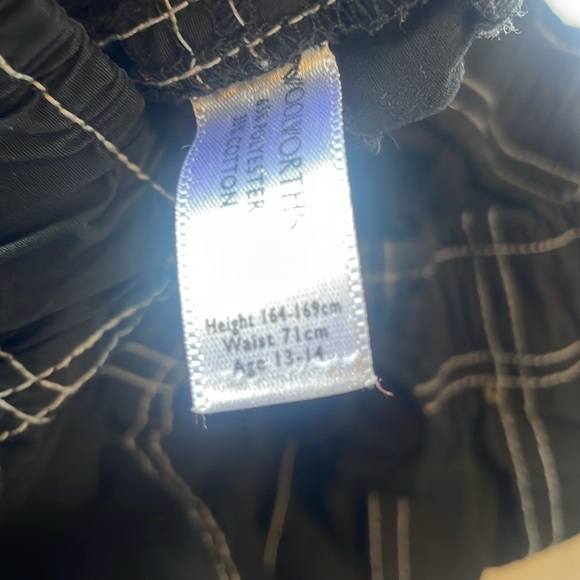 Boys Cargo Shorts - Picture 9 of 11